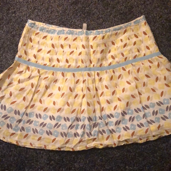 Floral Skirt - Picture 2 of 3